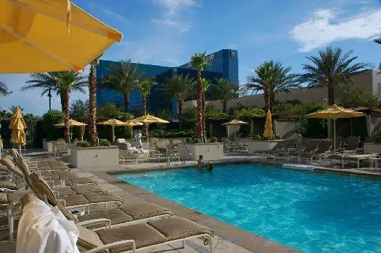Signature Mgm Suite With Strip And Sphere View Las Vegas